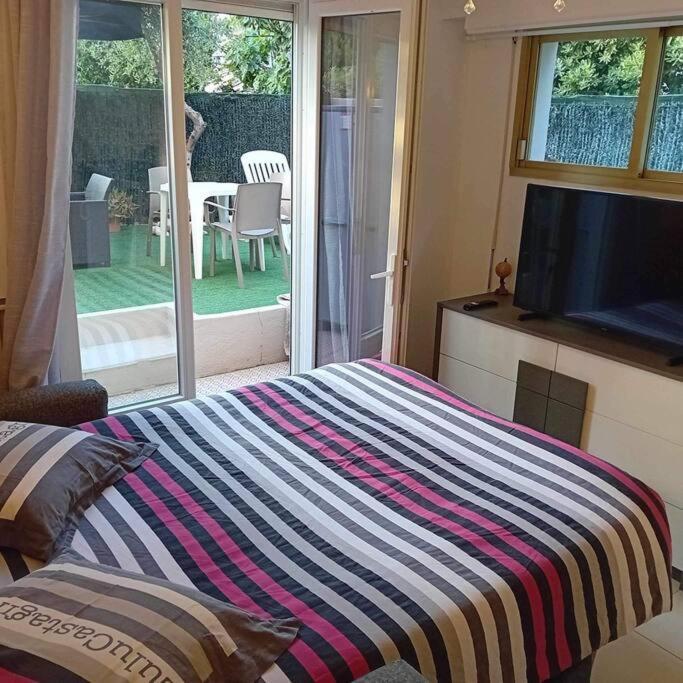 Studio Cosy Terrasse Front Mer Cagnes-sur-Mer Exteriör bild