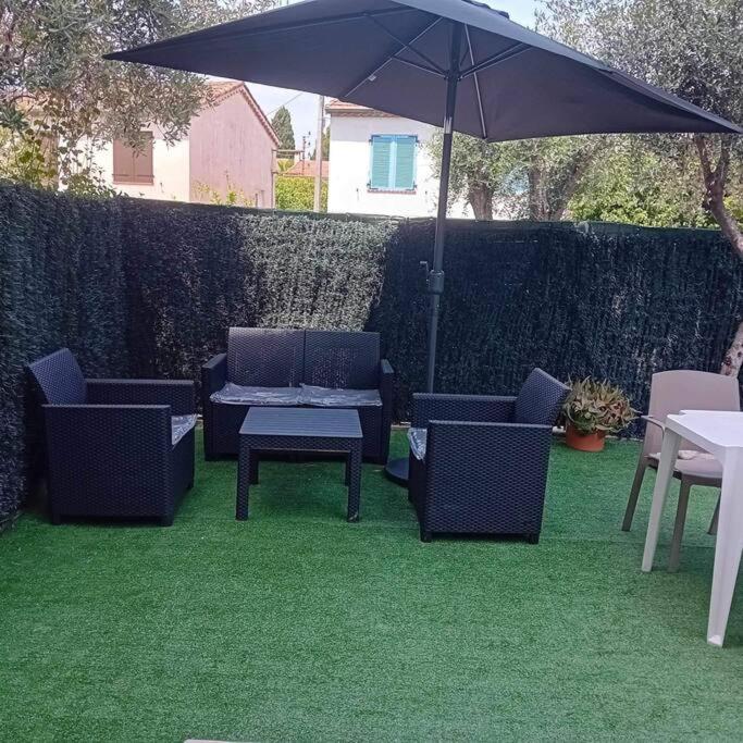 Studio Cosy Terrasse Front Mer Cagnes-sur-Mer Exteriör bild