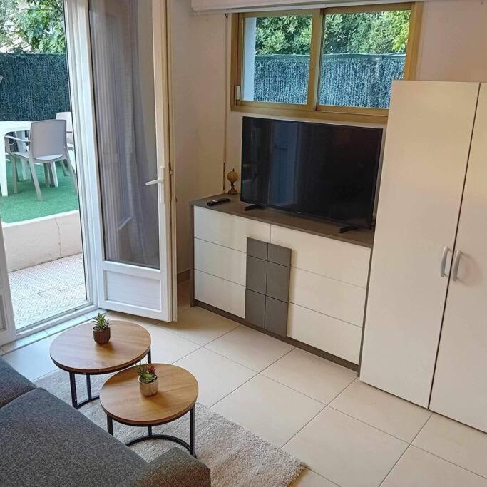 Studio Cosy Terrasse Front Mer Cagnes-sur-Mer Exteriör bild